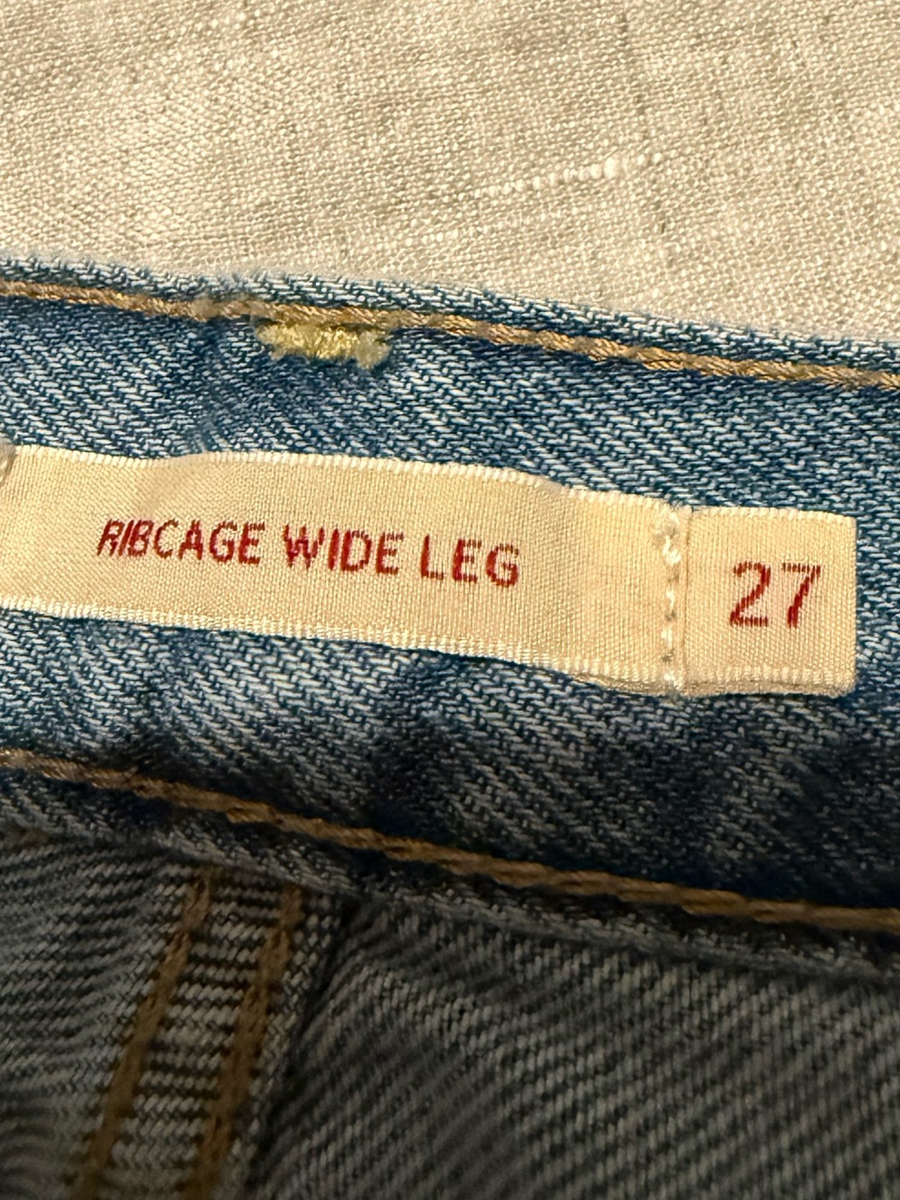 Levi's Light Blue Ribcage Wide Leg High-Rise Jeans - Picture 3 of 6